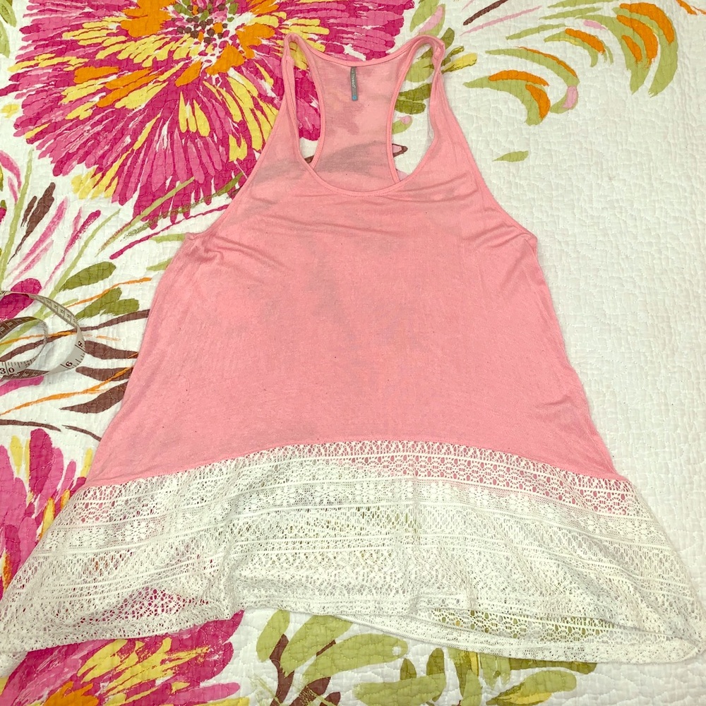 Cute flowy pink tank top with crochet detail